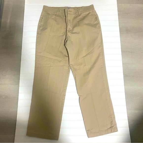 Lee Relaxed Fit Plus Size Jeans 18M Khaki (light pen mark on back right side) - Picture 1 of 9